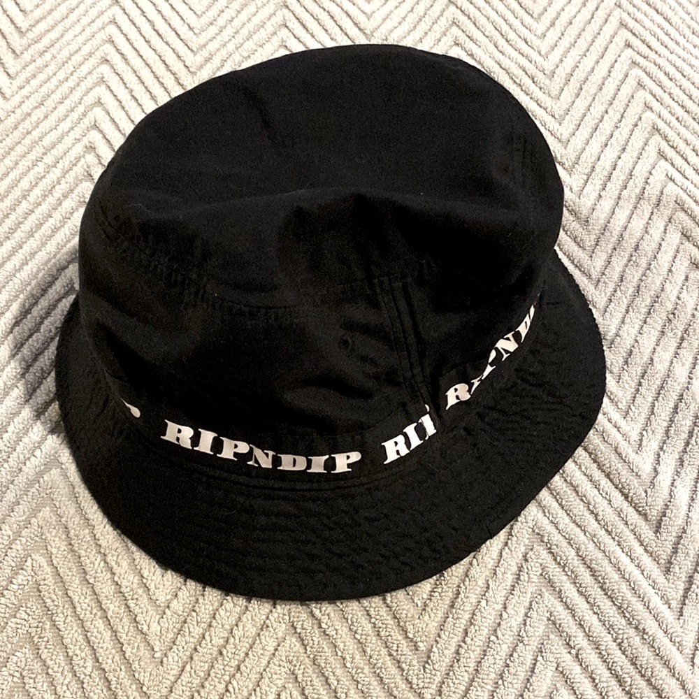 RIPNDIP bucket hat
